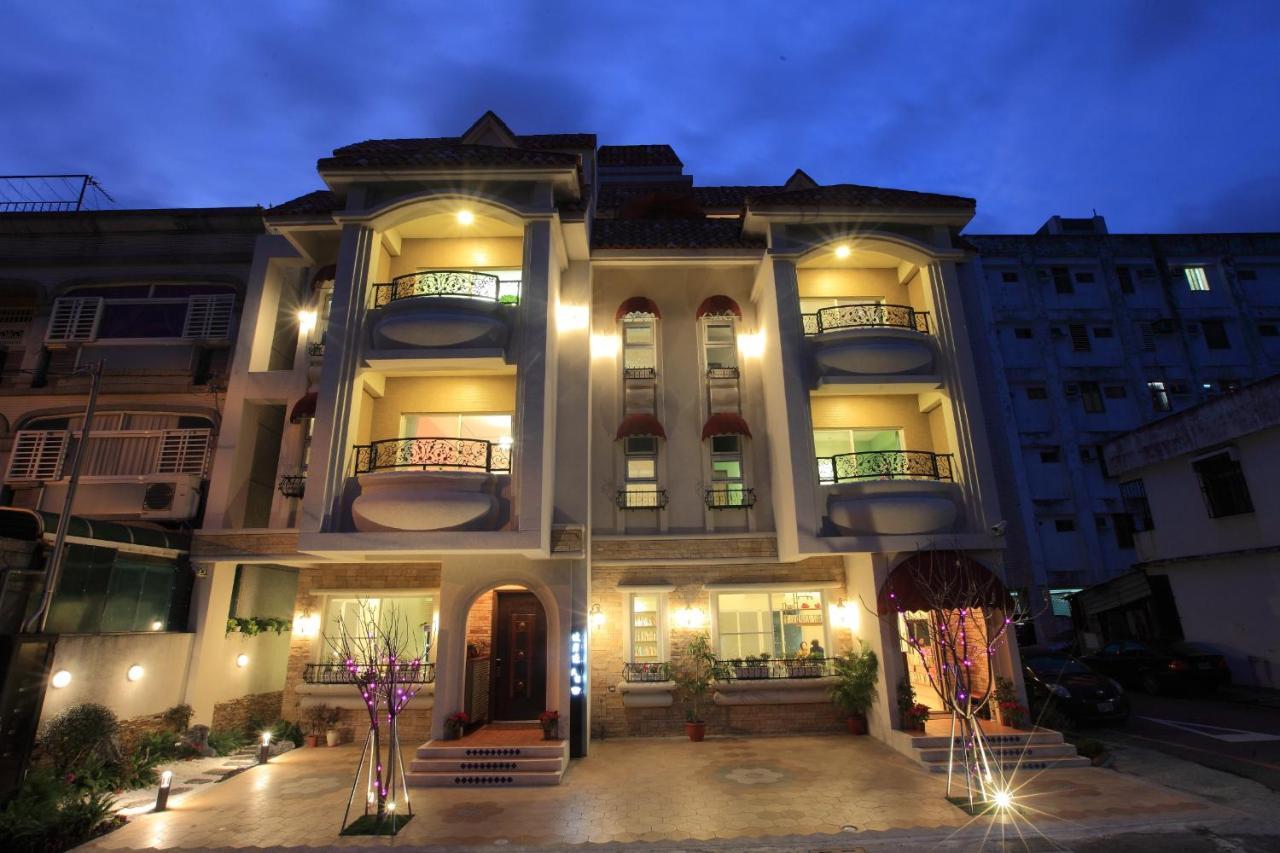 坡岸長堤民宿 Leveeside House مدينة هوالين المظهر الخارجي الصورة