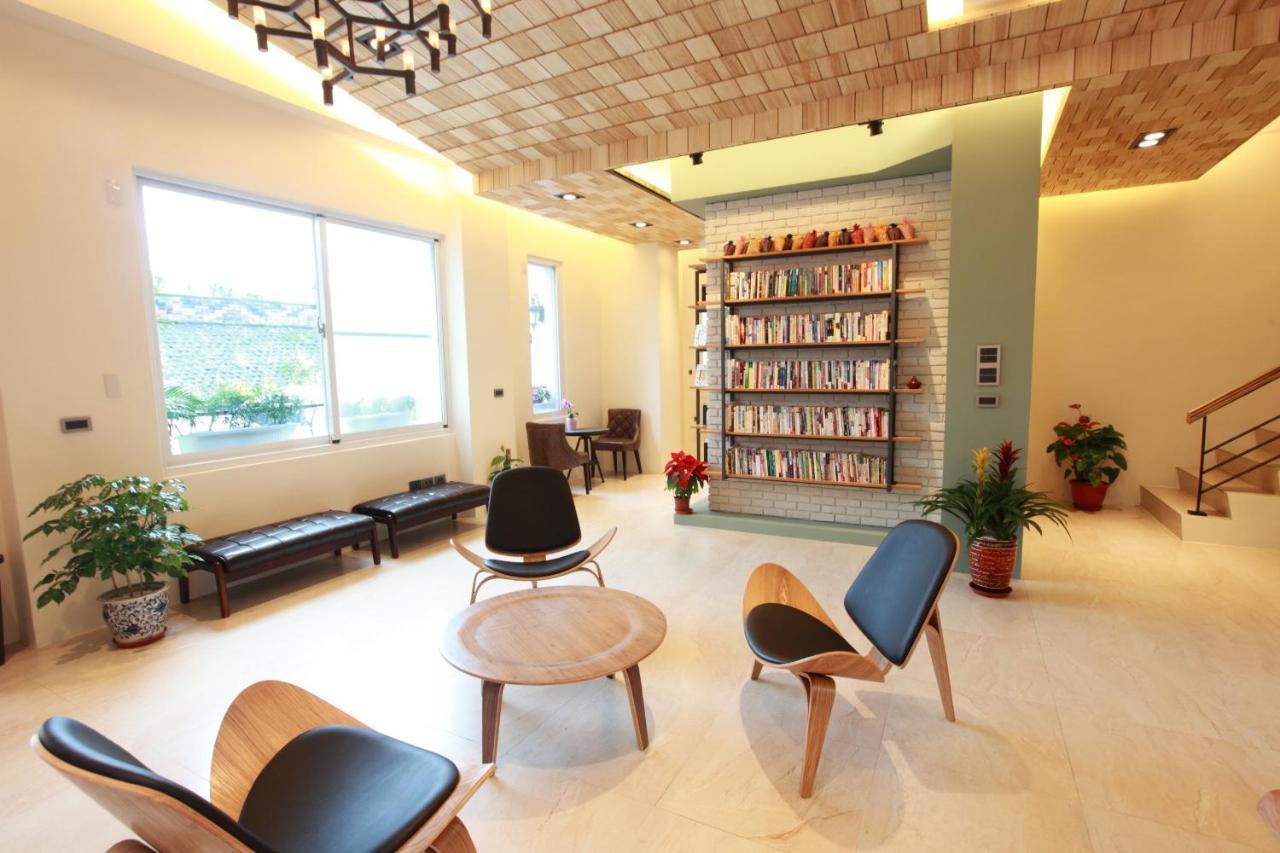 坡岸長堤民宿 Leveeside House مدينة هوالين المظهر الخارجي الصورة