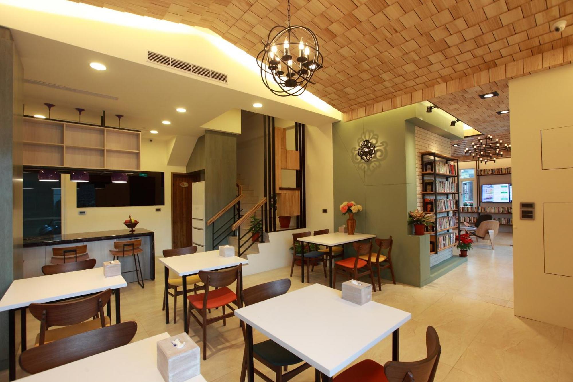 坡岸長堤民宿 Leveeside House مدينة هوالين المظهر الخارجي الصورة